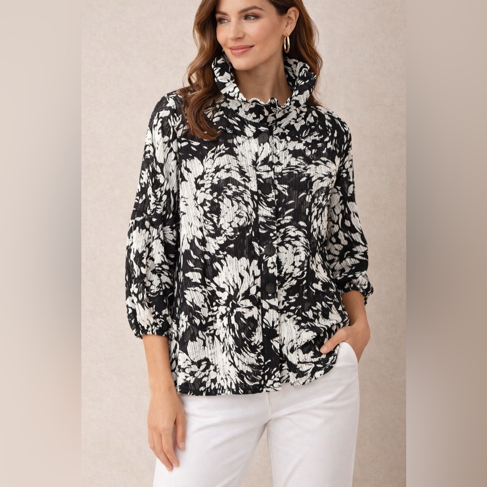 Jennifer Moore Collection black & White 
floral Blouse High Wired Collar | 
Sz L